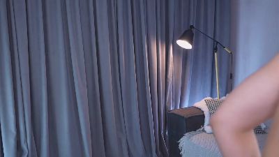 ValdaCatledge live cam on Cam4