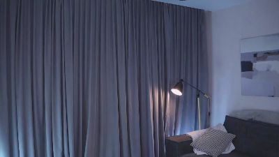 ValdaCatledge live cam on Cam4