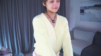 ValdaCatledge live cam on Cam4