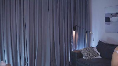 ValdaCatledge live cam on Cam4