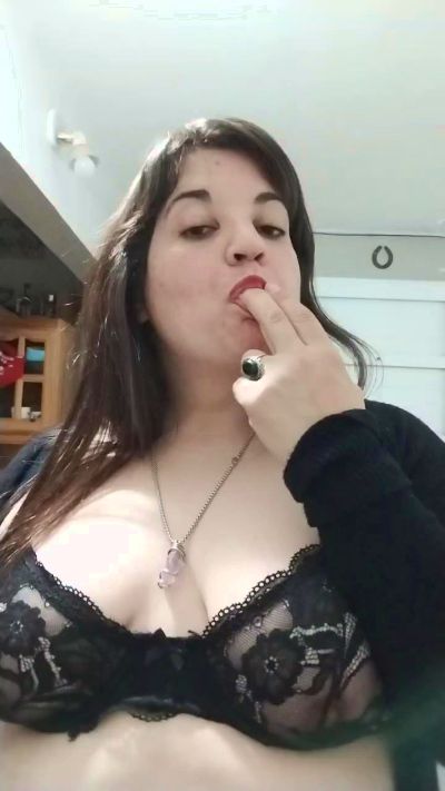 Valelapena live cam on Cam4