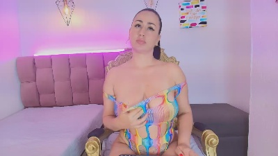 ValenJaramillo live cam on Cam4