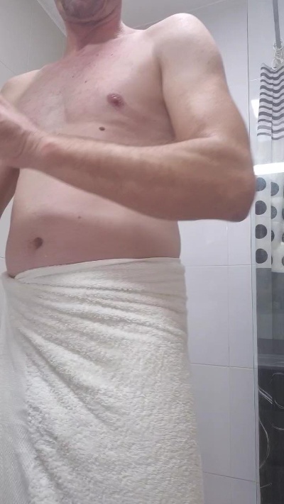 Valen_Madrid live cam on Cam4