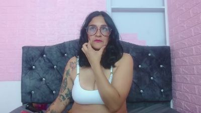 Valentinacothx live cam on Cam4