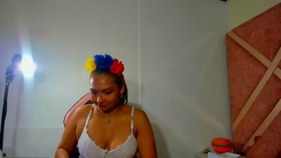 ValeriaGil live cam on Cam4