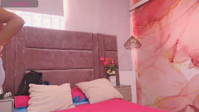 Valeriarodriigz live cam on Cam4