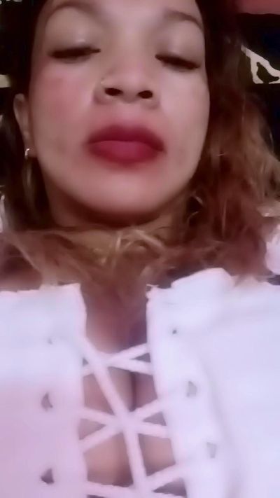 Valerie007 live cam on Cam4