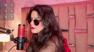 ValerieKay live cam on Cam4