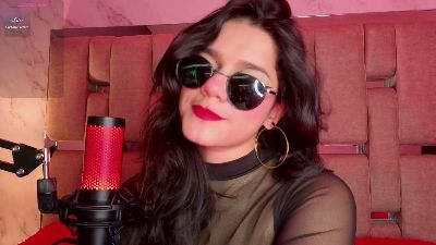 ValerieKay live cam on Cam4