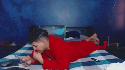 ValerioLatin19 live cam on Cam4