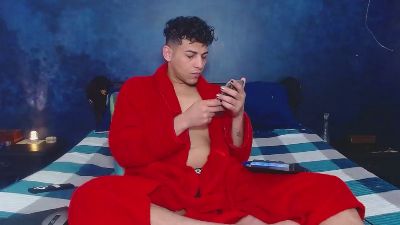 ValerioLatin19 live cam on Cam4