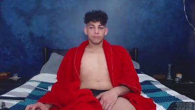 ValerioLatin19 live cam on Cam4
