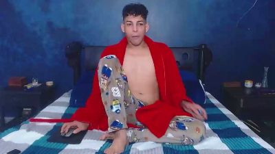 ValerioLatin19 live cam on Cam4