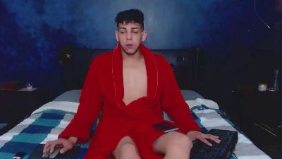 ValerioLatin19 live cam on Cam4