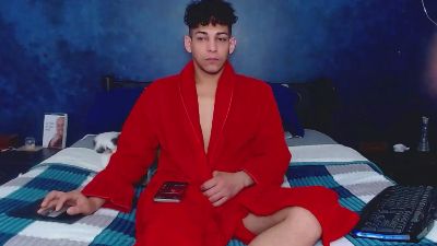 ValerioLatin19 live cam on Cam4