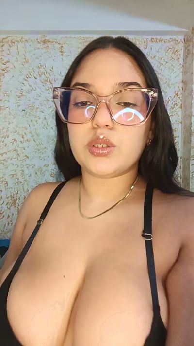 Valery2006 live cam on Cam4