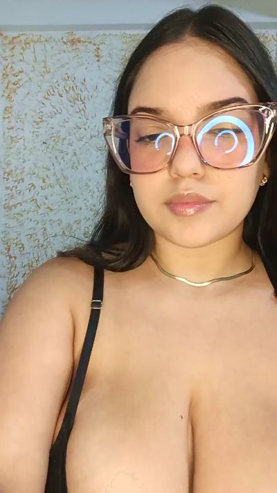 Valery2006 live cam on Cam4