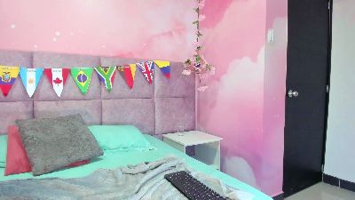ValeryJons live cam on Cam4