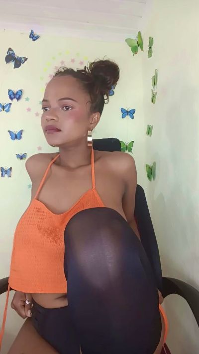 Vallilla live cam on Cam4