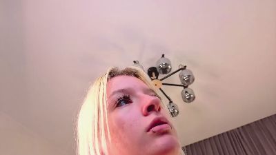 ValorieDierking live cam on Cam4