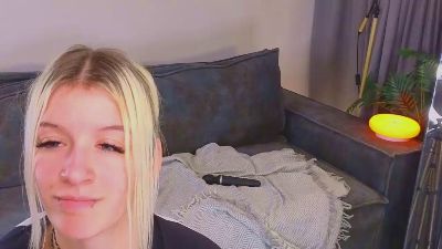 ValorieDierking live cam on Cam4