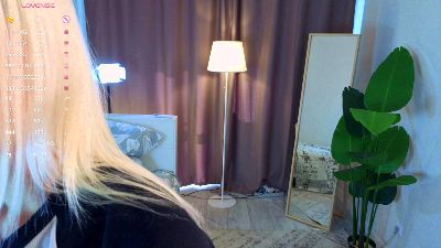 ValorieDierking live cam on Cam4