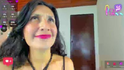 Vampirelacrazy live cam on Cam4