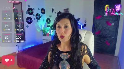 Vampirelacrazy live cam on Cam4