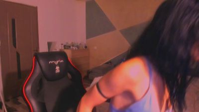 Van3sa live cam on Cam4