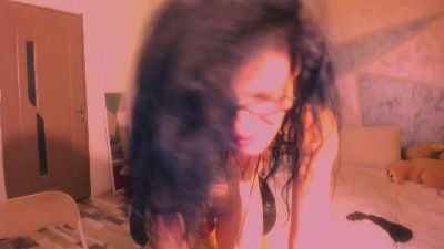 Van3sa live cam on Cam4