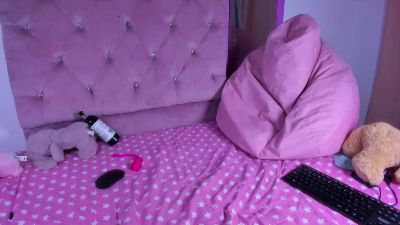 Vanes_hontter live cam on Cam4
