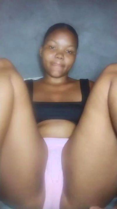 Vanesay live cam on Cam4