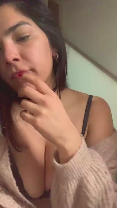 Vaness live cam on Cam4