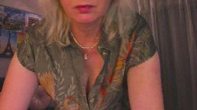 VanessaLUX live cam on Cam4