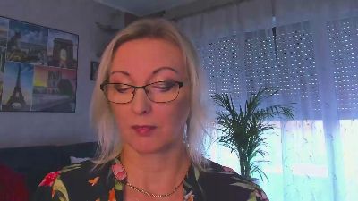 VanessaLUX live cam on Cam4