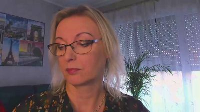 VanessaLUX live cam on Cam4