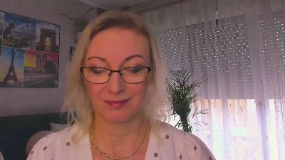 VanessaLUX live cam on Cam4