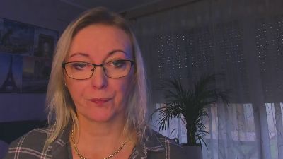 VanessaLUX live cam on Cam4