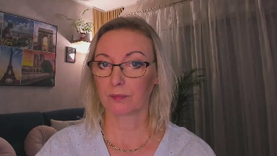 VanessaLUX live cam on Cam4