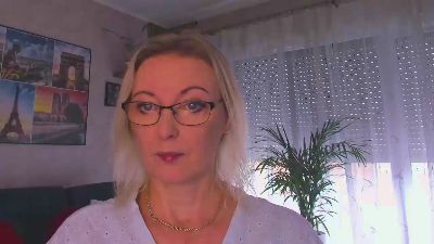VanessaLUX live cam on Cam4