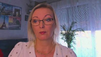 VanessaLUX live cam on Cam4