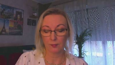 VanessaLUX live cam on Cam4