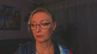 VanessaLUX live cam on Cam4