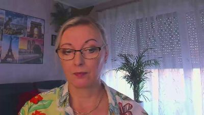 VanessaLUX live cam on Cam4