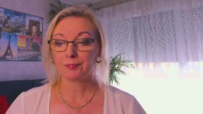VanessaLUX live cam on Cam4