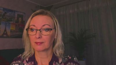 VanessaLUX live cam on Cam4