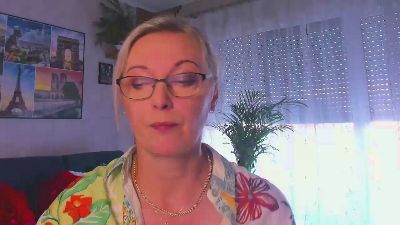 VanessaLUX live cam on Cam4