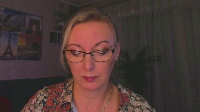 VanessaLUX live cam on Cam4