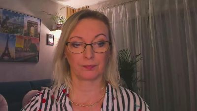 VanessaLUX live cam on Cam4
