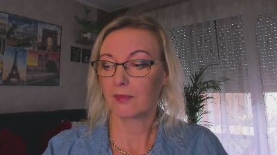 VanessaLUX live cam on Cam4